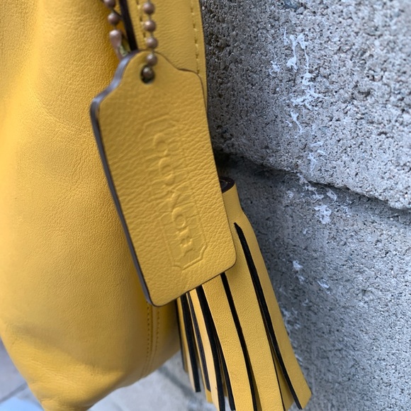 COACH Legacy Crossbody Luxury Designer Leather MINI Duffle Bag 19901 - Picture 3 of 3